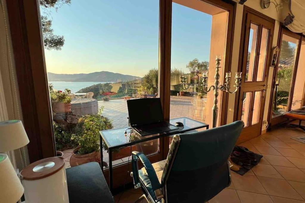 Villa Mit Whirlpool Und Phantastischer Aussicht كابوليفيري المظهر الخارجي الصورة